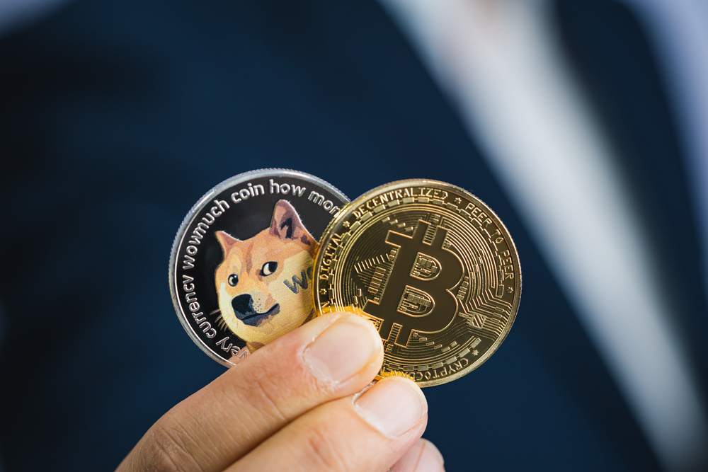 Bitcoin Edges Closer Peak Price After Crossing $71,000 with DOGE Leads Memecoins Surge